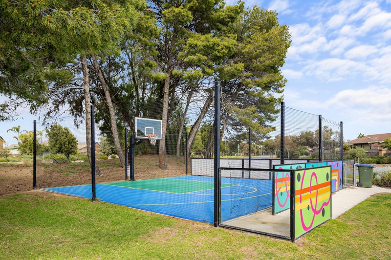 Photo - 2/4 Moorea Court, West Lakes SA 5021 - Image 19
