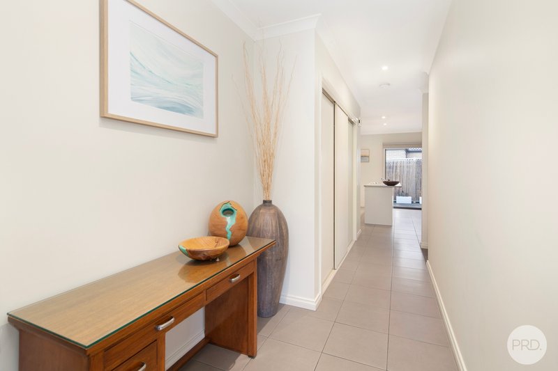 Photo - 2/4 Morgan Street, Sebastopol VIC 3356 - Image 5