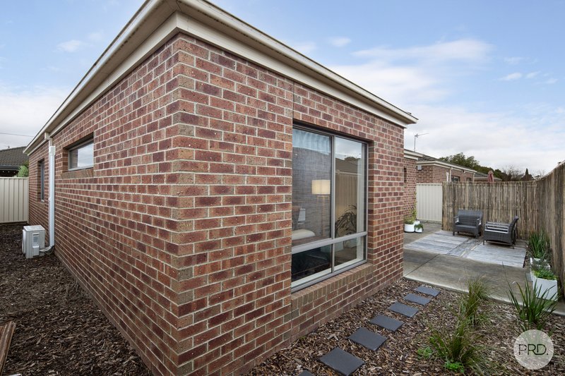 Photo - 2/4 Morgan Street, Sebastopol VIC 3356 - Image 10