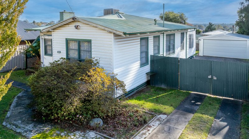 Photo - 24 Morison Crescent, Seymour VIC 3660 - Image 15