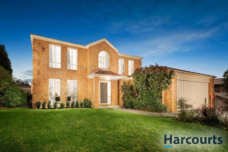 24 Mosman Close, Wantirna South VIC 3152