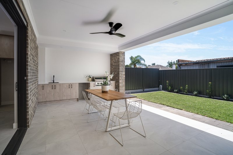 Photo - 24 Mountbatten Terrace, Flinders Park SA 5025 - Image 11