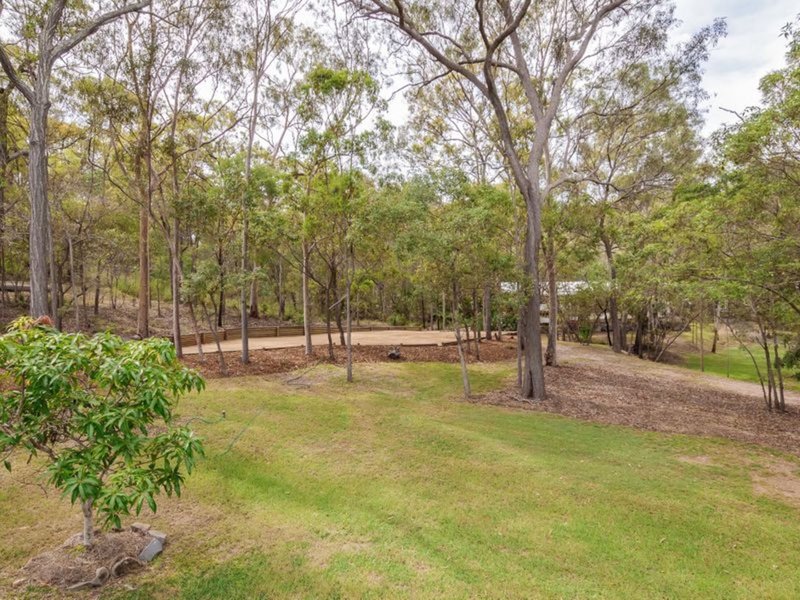 Photo - 24 Mounter Street, Boyne Island QLD 4680 - Image 22