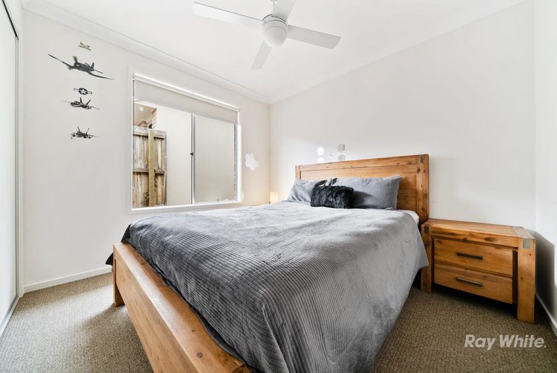 Photo - 24 Munthari Drive, Berrinba QLD 4117 - Image 9