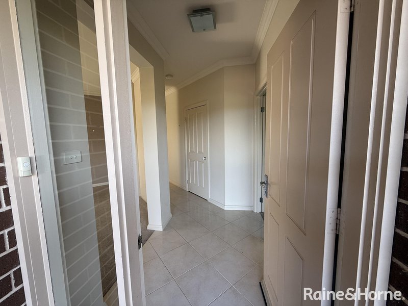Photo - 24 Murray Avenue, Orange NSW 2800 - Image 3