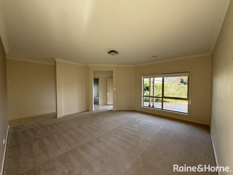 Photo - 24 Murray Avenue, Orange NSW 2800 - Image 6