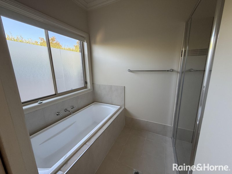 Photo - 24 Murray Avenue, Orange NSW 2800 - Image 29
