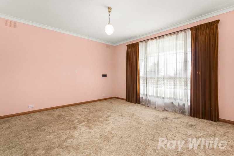 Photo - 24 Murray Road, Dandenong North VIC 3175 - Image 7