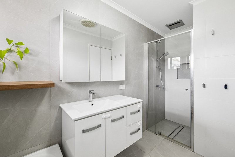 Photo - 2/4 Musical Court, Oxenford QLD 4210 - Image 13