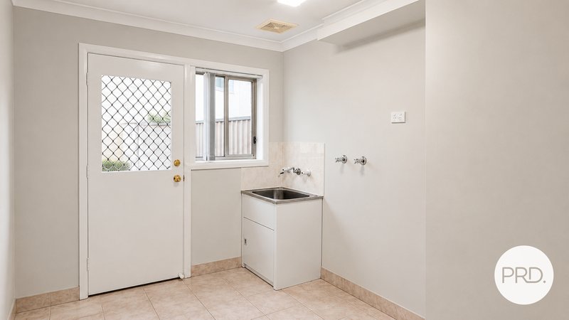 Photo - 2/4 Myall Road, Casula NSW 2170 - Image 9