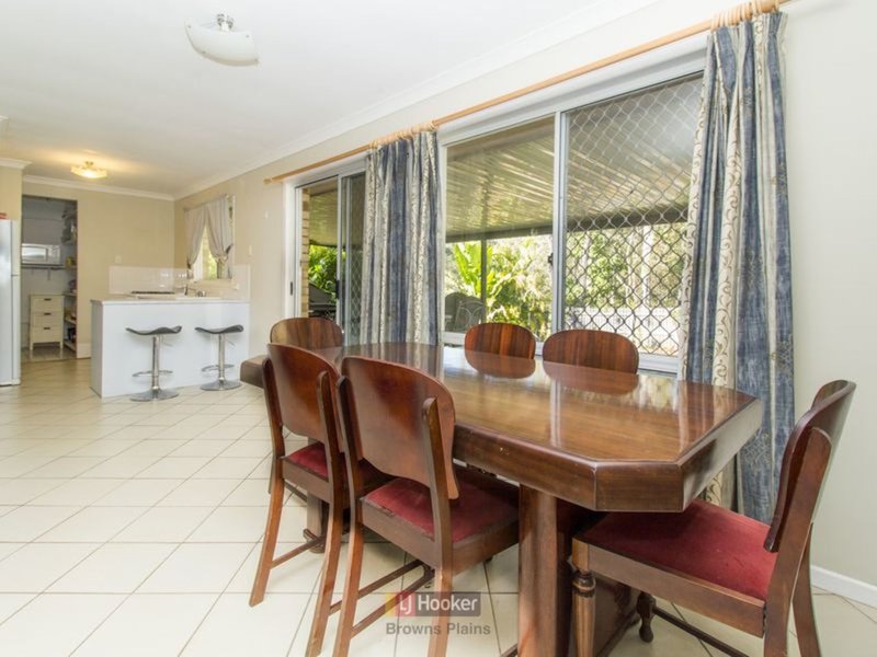 Photo - 24 Myles Court, Boronia Heights QLD 4124 - Image 5