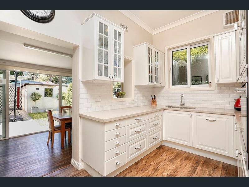 Photo - 24 Myrtle Street, Stanmore NSW 2048 - Image 4