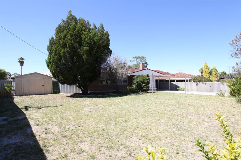 Photo - 24 Napier Road, Morley WA 6062 - Image 17