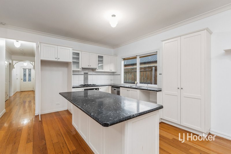 Photo - 24 Neptune Drive, Point Cook VIC 3030 - Image 3