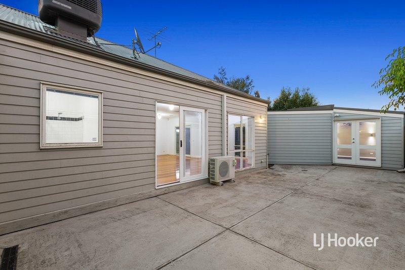 Photo - 24 Neptune Drive, Point Cook VIC 3030 - Image 14