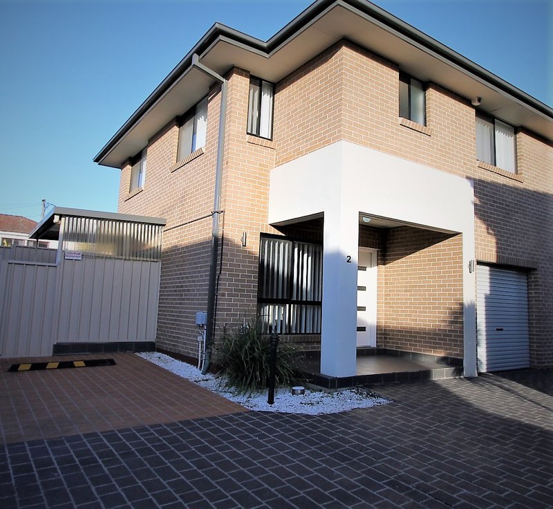 Photo - 2/4 Newton Road, Blacktown NSW 2148 - Image 10