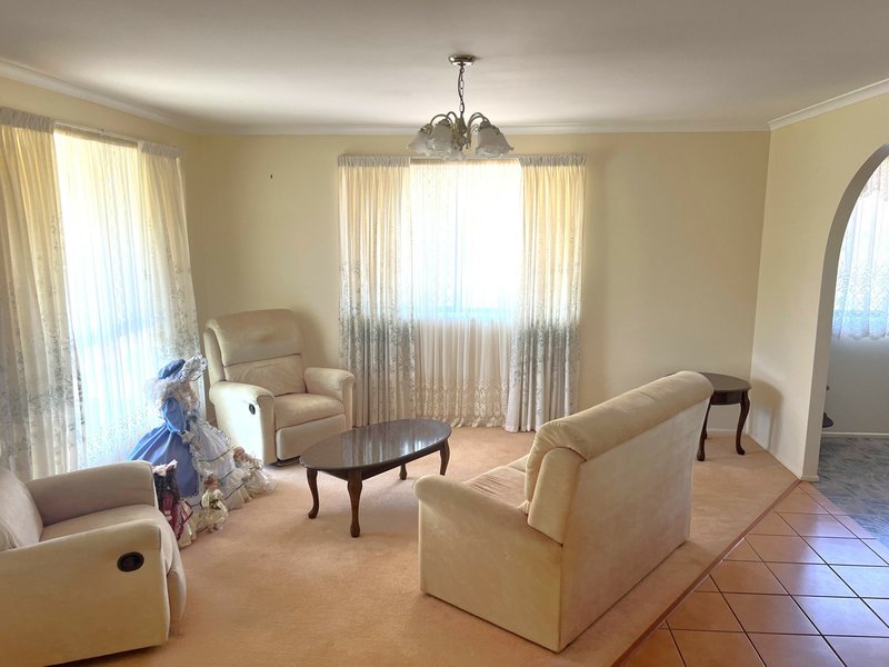 Photo - 24 Nolan Drive, Kingaroy QLD 4610 - Image 3