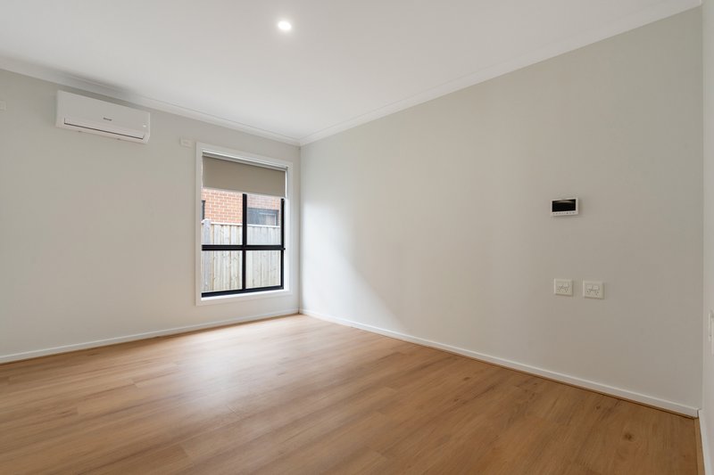 Photo - 24 Numbat Drive, Beveridge VIC 3753 - Image 4