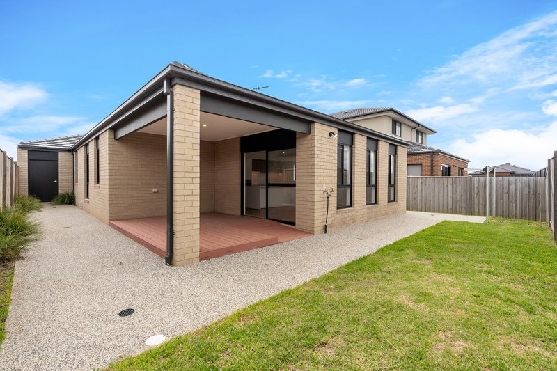 Photo - 24 Numbat Drive, Beveridge VIC 3753 - Image 22