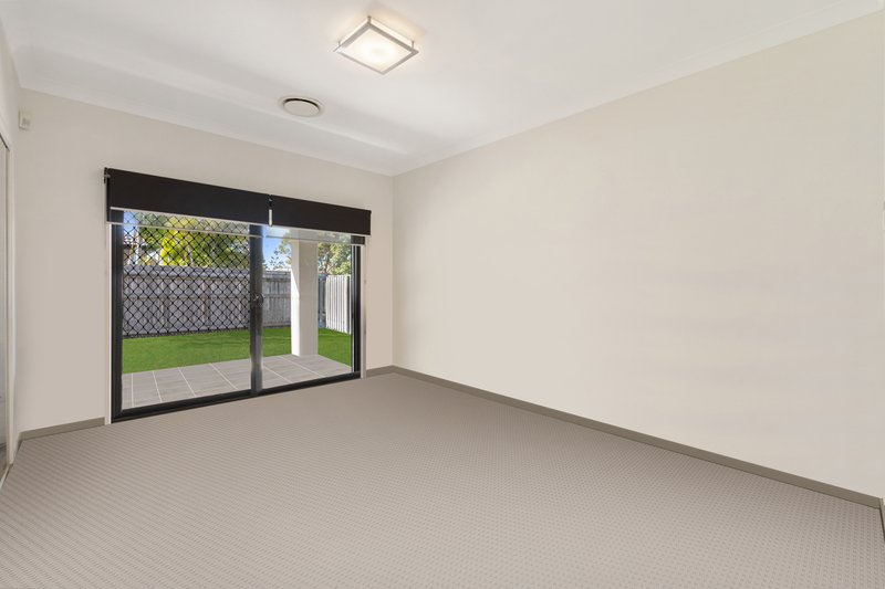 Photo - 24 Numbat Street, North Lakes QLD 4509 - Image 7