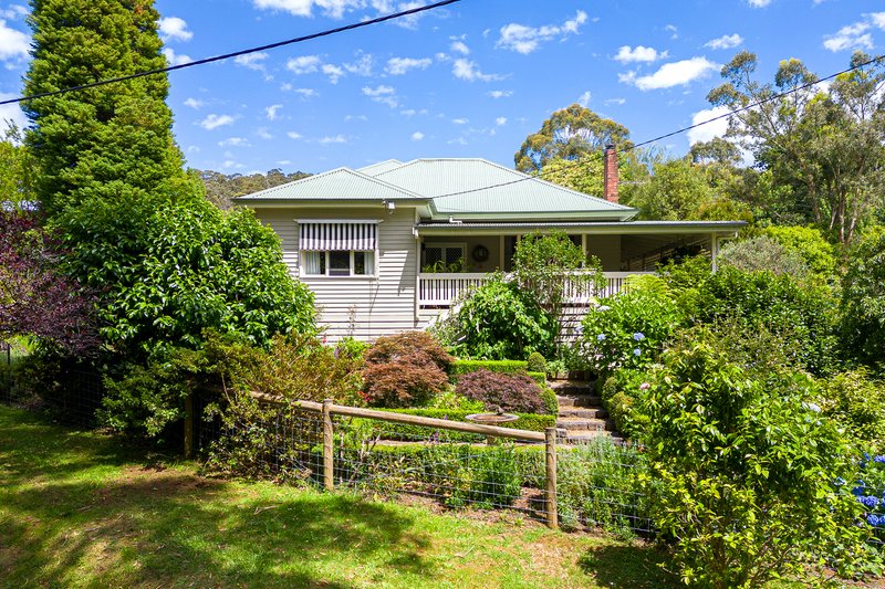 Photo - 24 Old Warburton Road, Warburton VIC 3799 - Image 4