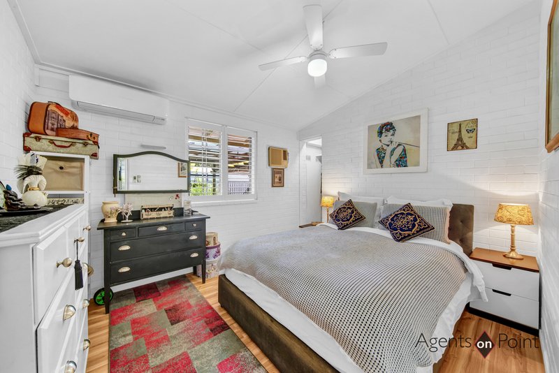 Photo - 24 Orange Grove Street, Coochiemudlo Island QLD 4184 - Image 10