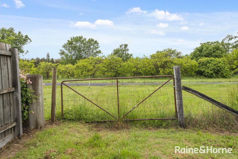 Photo - 24 Orr Street, Malmsbury VIC 3446 - Image 2