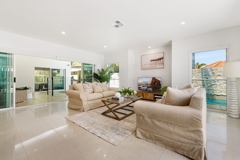 Photo - 24 Oxford Parade, Pelican Waters QLD 4551 - Image 6