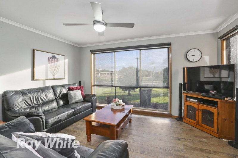 Photo - 24 Paley Drive, Corio VIC 3214 - Image 3