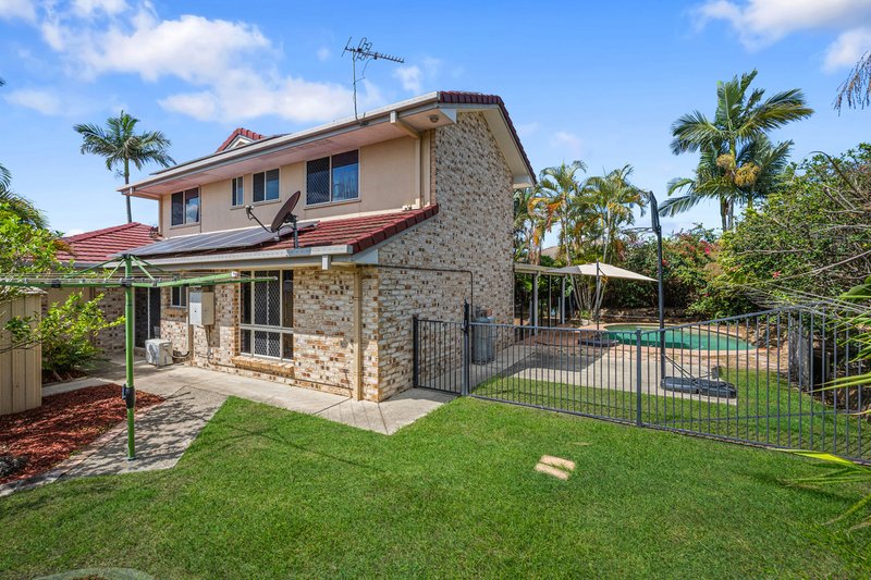 Photo - 24 Pamela Drive, Bray Park QLD 4500 - Image 8