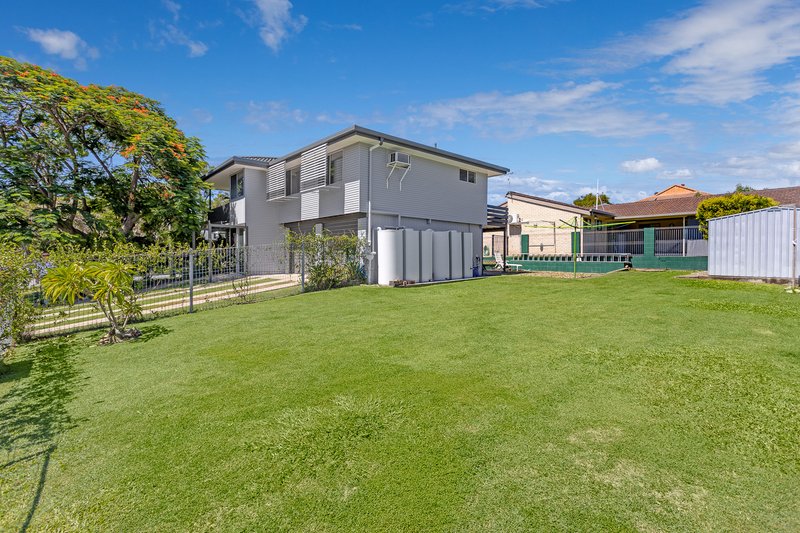 24 Pamrick Crescent, Clontarf QLD 4019