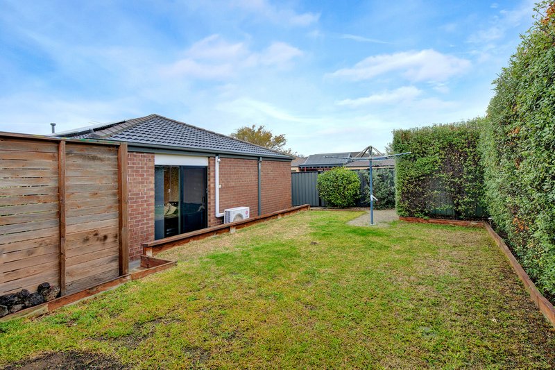 Photo - 24 Pankhurst Promenade, Point Cook VIC 3030 - Image 13