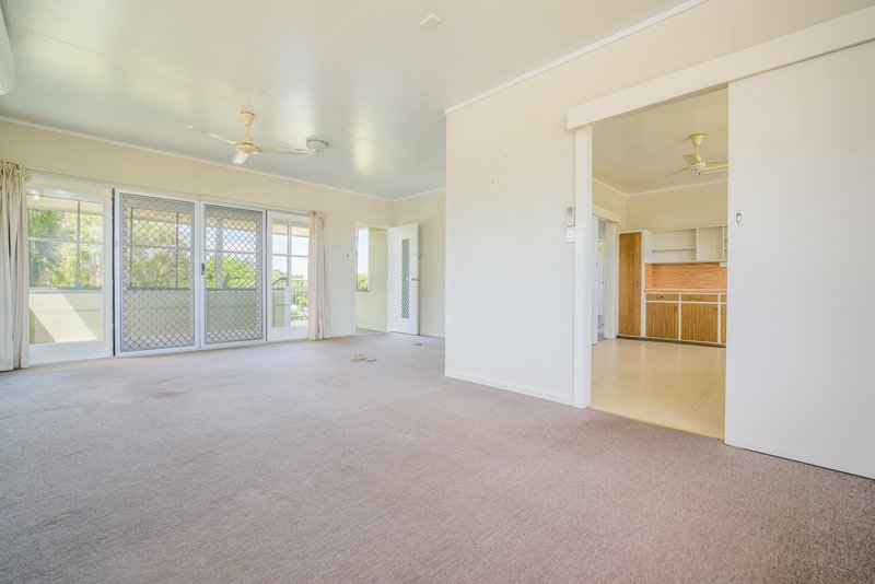 Photo - 24 Park Street, West Gladstone QLD 4680 - Image 5