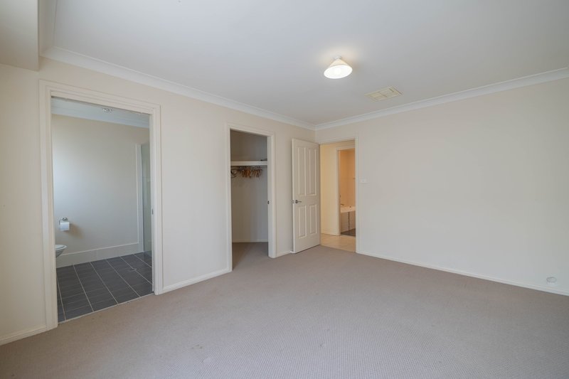 Photo - 2/4 Parkes Street, Forbes NSW 2871 - Image 7
