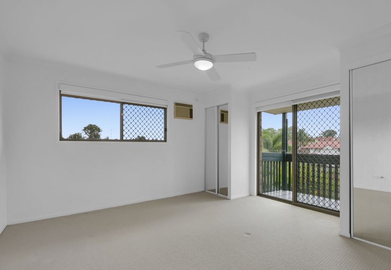 Photo - 2/4 Parklake Drive, Mudgeeraba QLD 4213 - Image 7