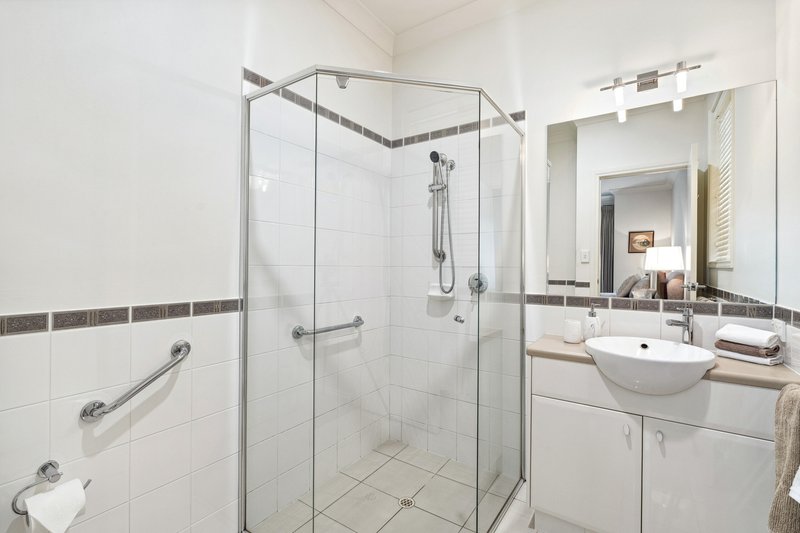 Photo - 24 Parkview Drive, Mount Barker SA 5251 - Image 11