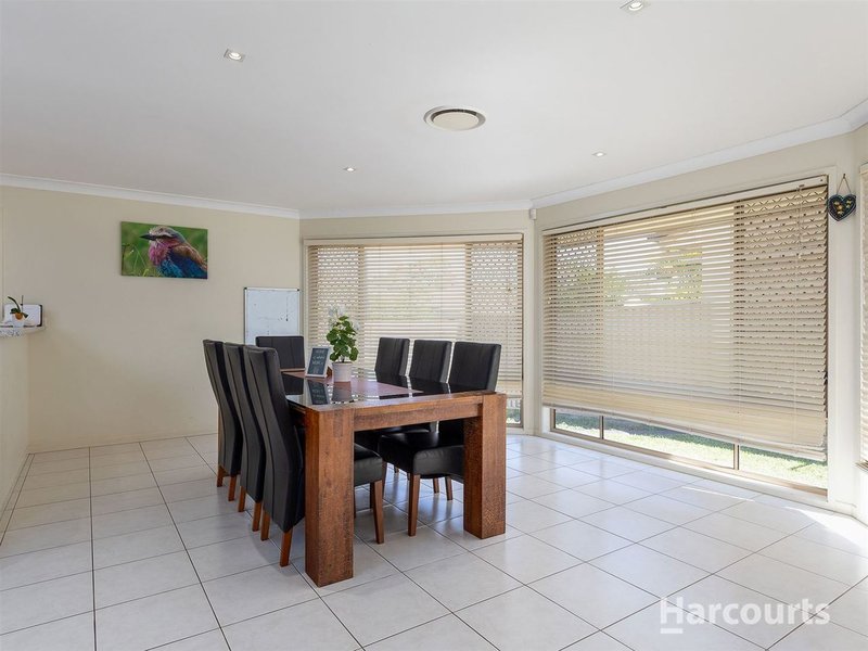 Photo - 24 Parkway Cres , Murrumba Downs QLD 4503 - Image 5