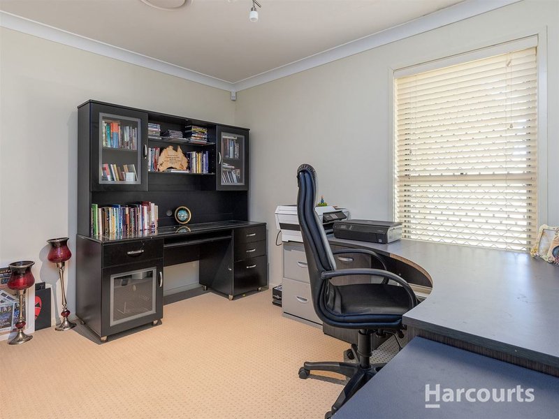 Photo - 24 Parkway Cres , Murrumba Downs QLD 4503 - Image 13