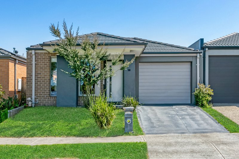 24 Pasture Drive, Mickleham VIC 3064