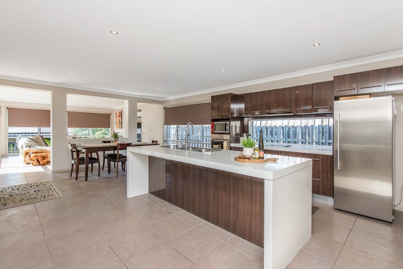 Photo - 24 Peachester Close, Ormeau QLD 4208 - Image 2