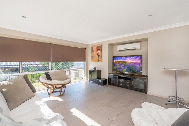 Photo - 24 Peachester Close, Ormeau QLD 4208 - Image 7