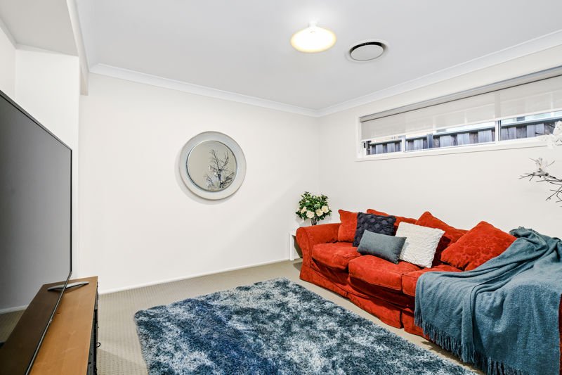 Photo - 24 Petal Parkway, The Ponds NSW 2769 - Image 6