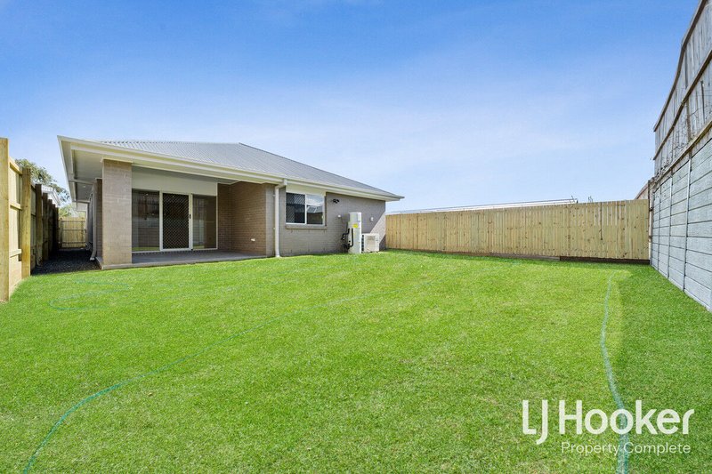 Photo - 24 Petermann Circuit, Yarrabilba QLD 4207 - Image 5