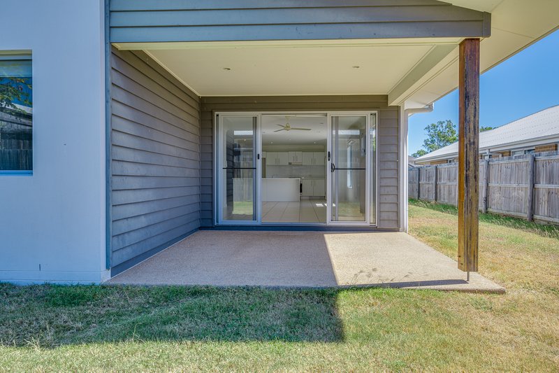 Photo - 24 Petrel Street, Kirkwood QLD 4680 - Image 17