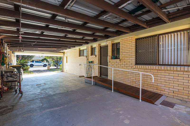 Photo - 24 Pimpala Crescent, Bongaree QLD 4507 - Image 4