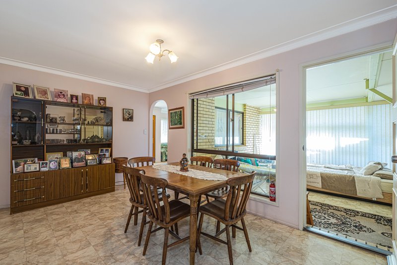 Photo - 24 Pimpala Crescent, Bongaree QLD 4507 - Image 7