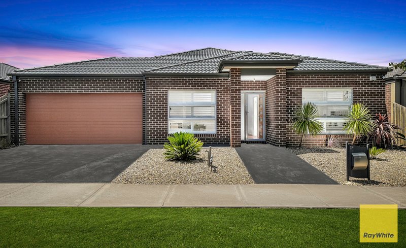 24 Pinnacle Way, Fraser Rise VIC 3336