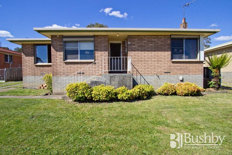 24 Pioneer Parade, Ravenswood TAS 7250