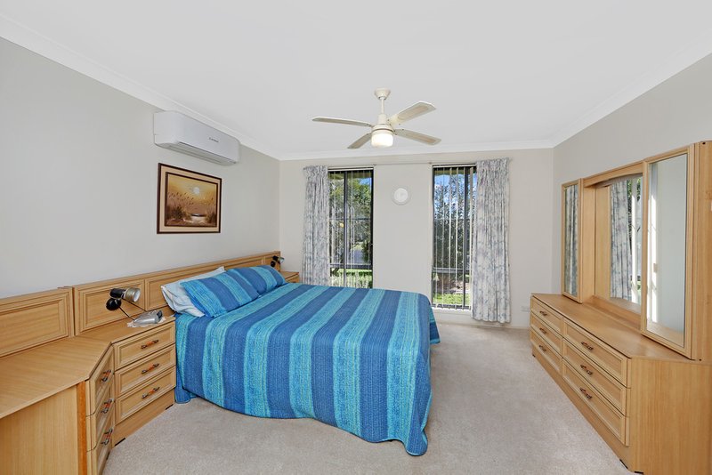 Photo - 24 Piper Drive, Hamlyn Terrace NSW 2259 - Image 6