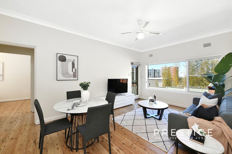 Photo - 2/4 Pitt-Owen Avenue, Arncliffe NSW 2205 - Image 2